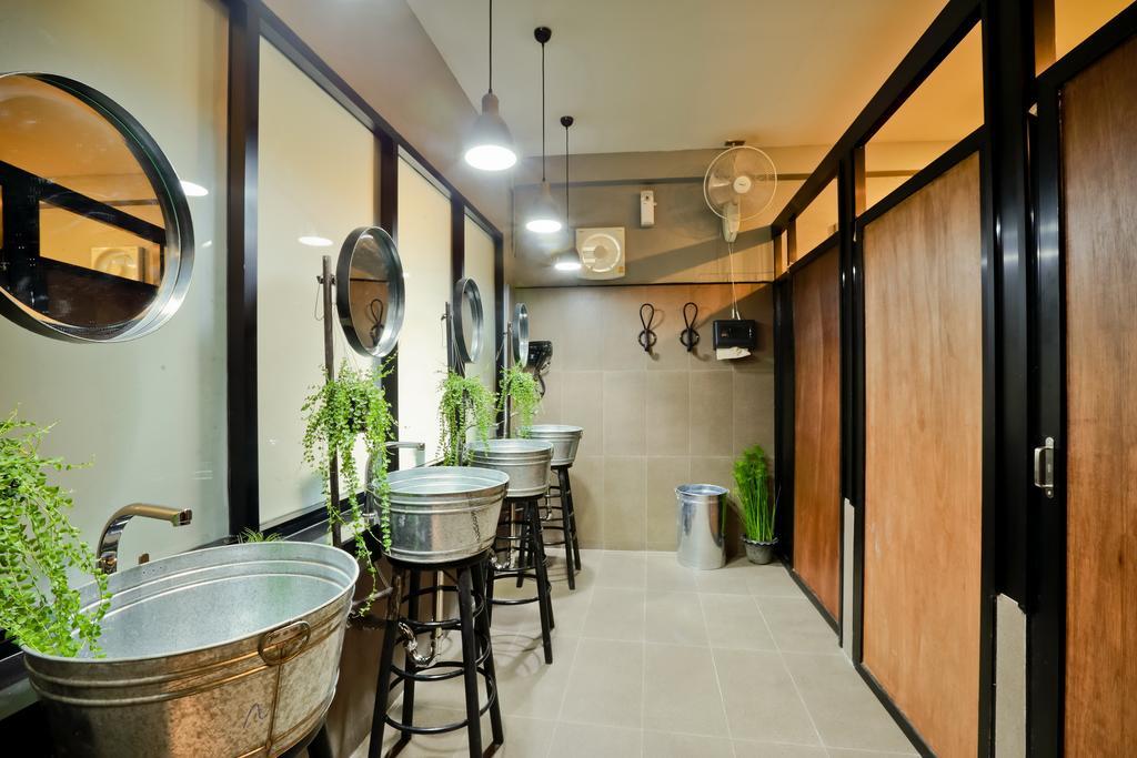 A Pousada Bangkok Bed And Bike Exterior foto