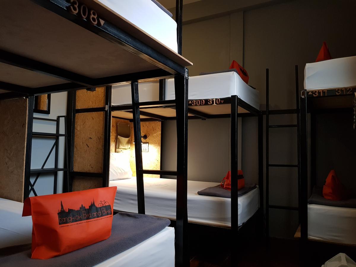 A Pousada Bangkok Bed And Bike Exterior foto